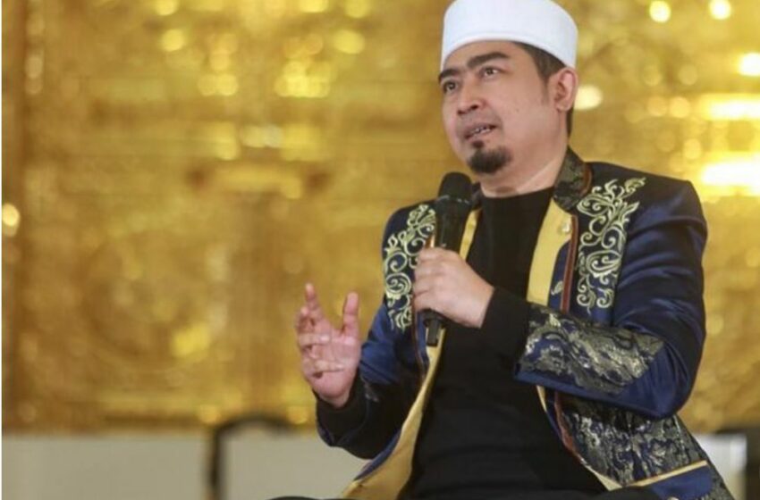  Rumah Mewah Ustaz Solmed, Berapa Tarif Ceramahnya?