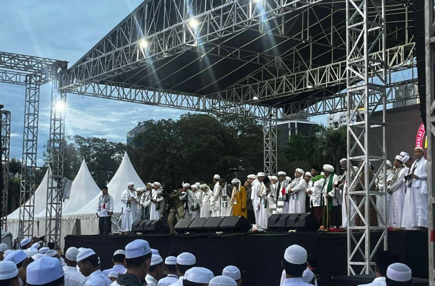  Reuni Akbar 212 di Monas: Semangat Palestina Merdeka