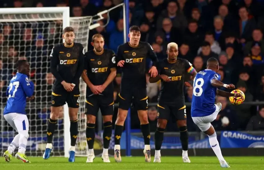  Everton Bangkit, Hancurkan Wolves 4-0 di Goodison Park