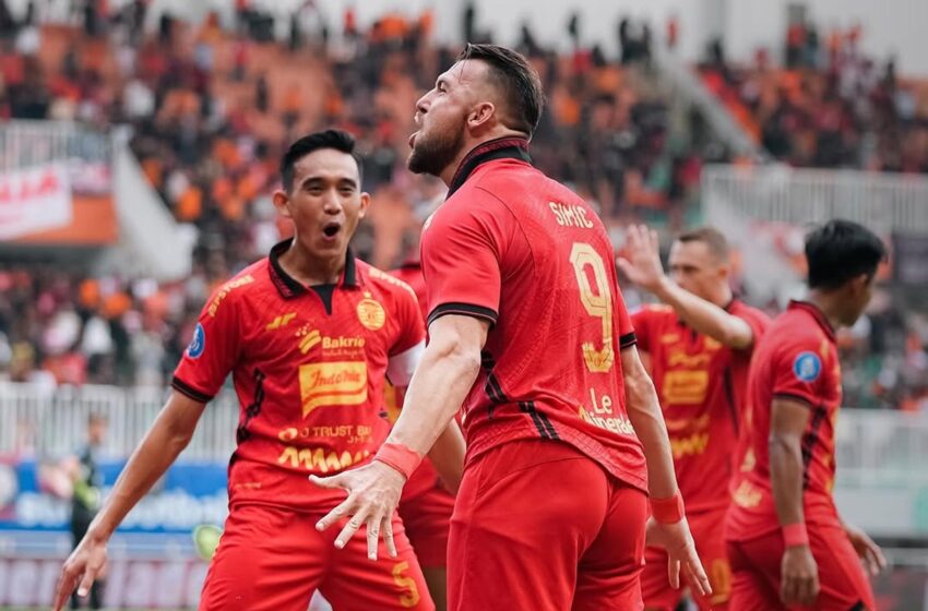  Persija Bungkam Persik 2-0 di Stadion Pakansari