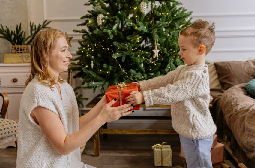  Ide Kado Natal Unik dan Bermakna untuk Orang Tersayang