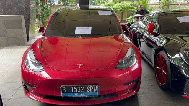  Barang Bukti Mewah Kasus Net89 Disita Polisi