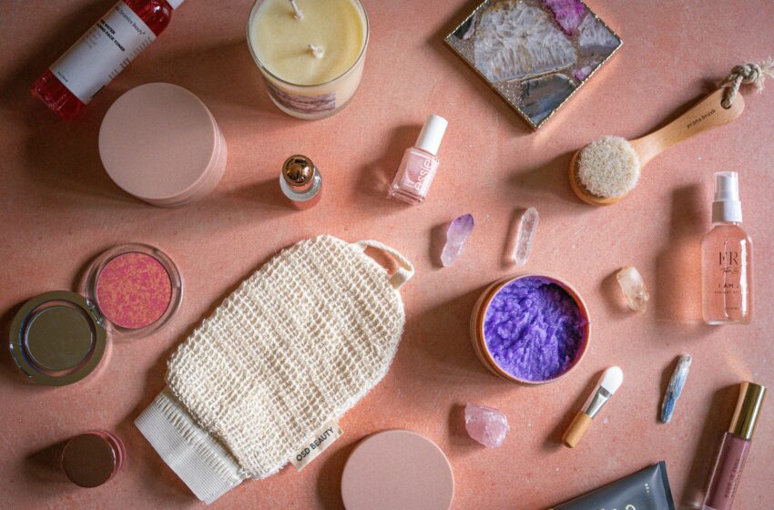  Ini Cara Agar Powder Blush On Jadi Tahan Lama