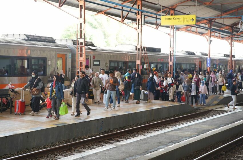  Tiket Kereta Api Lebaran 2025 Sudah Bisa Dipesan
