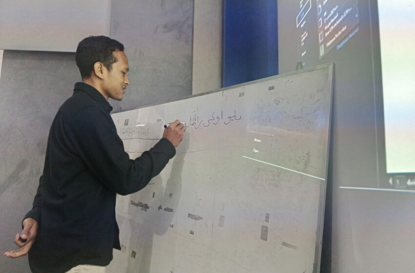  Kelas Aksara Pegon untuk Lestarikan Naskah Kuno