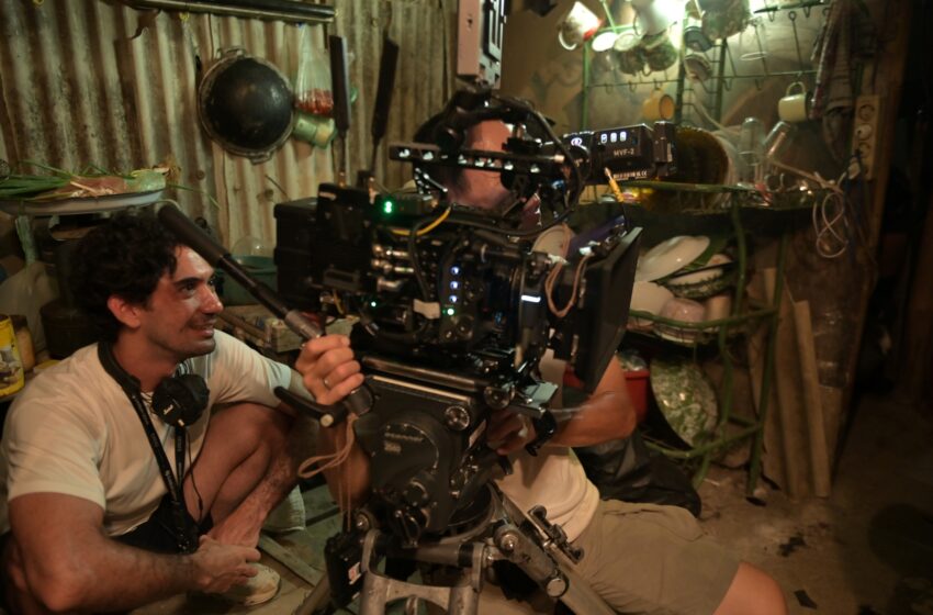  Reza Rahadian Bawa Kisah Perjuangan Perempuan