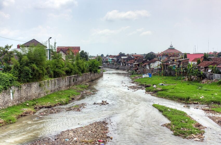  CODE FEST #1: Aksi “Memancing Sampah” Biar Sungai Nggak Jadi Tempat Buang Sampah