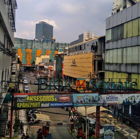  Open Trip Blok M: Cara Seru Jelajah Kota