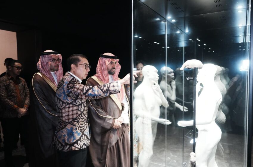  Menteri Kebudayaan Arab Saudi Jelajahi Sejarah Nusantara di Museum Nasional