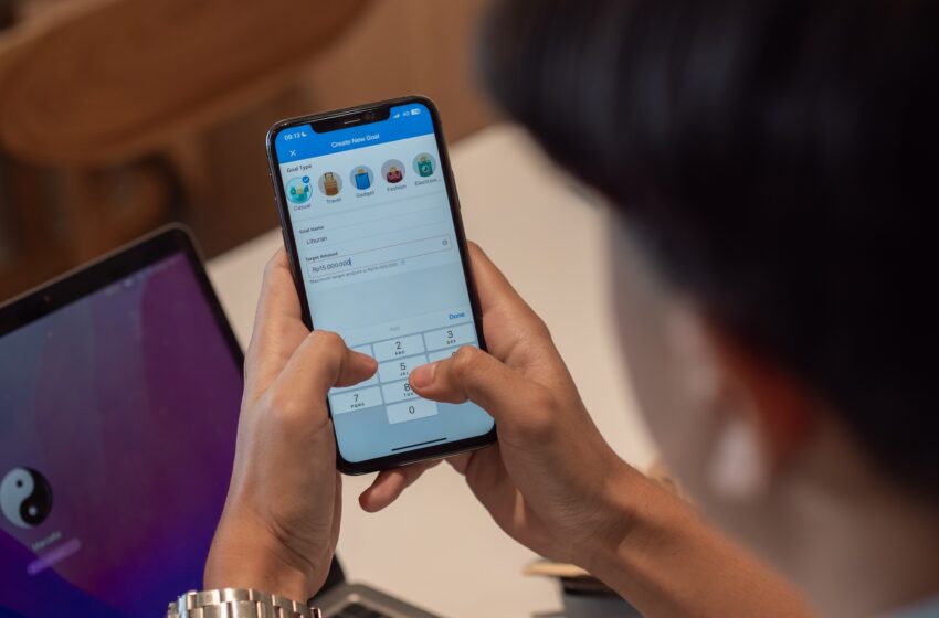  Makan Tabungan, Saldo Rekening Under Rp100 Juta Turun 45%