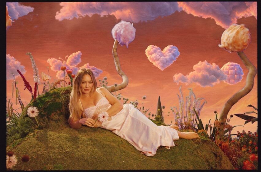  Hilary Duff Rilis Single “CATastrophe” Film Cat in The Hat